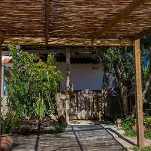 La Casa De Algarbes Сasa de vacaciones